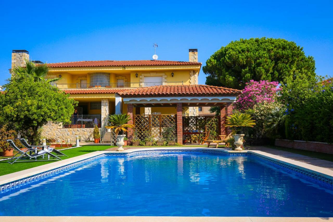 Magnifica Planet Costa Dorada Villa Cambrils Exterior photo